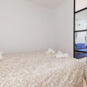 Arturo Soria Apartments1 , Madrid España